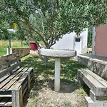 Oasis Of Peace With Jacuzzi Daire Kaštel Stari