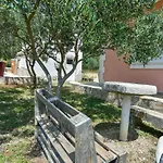 Oasis Of Peace With Jacuzzi Daire Kaštel Stari